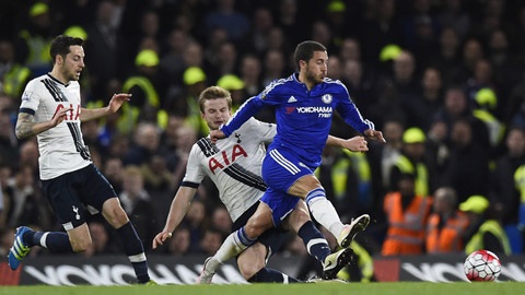 Hazard vào sân và giúp Chelsea tránh khỏi 1 thất bại