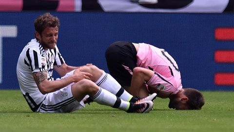 Marchisio chấn thương, ĐT Italia lại... đổi chiến thuật