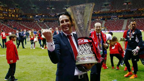HLV Unai Emery đang hướng đến chức vô địch thứ 3 liên tiếp với Sevilla