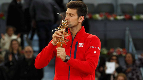 Djokovic vô địch Madrid Open, vượt Nadal về danh hiệu Masters