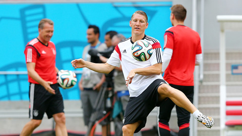 ĐT Đức chuẩn bị cho EURO 2016: Tín hiệu tích cực từ Schweinsteiger
