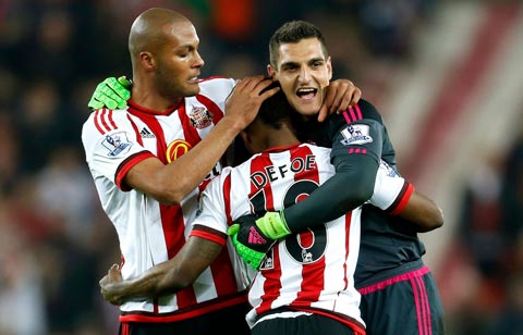 Sunderland chắc suất ở lại Ngoại hạng Anh mùa tới sau chiến thắng trước Everton