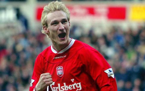 10. Sami Hyypia - 318 trận, tỷ lệ giữ sạch lưới 38,4%. Anh là thủ lĩnh hàng phòng ngự của Liverpool trong một khoảng thời gian dài, từ 1999-2009. 