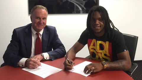 Sanches ký hợp đồng với Bayern