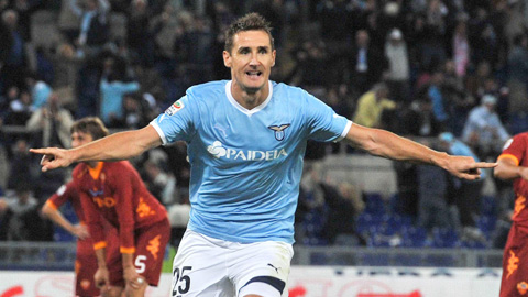 Klose chia tay Lazio: Tạm biệt người Đức thầm lặng
