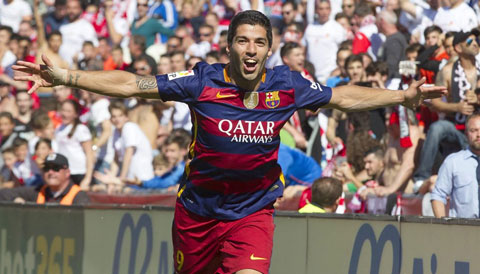 Suarez là Pichichi của mùa giải 2015/16 với 40 bàn thắng