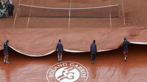 Roland Garros ngày đầu bị ảnh hưởng vì mưa to