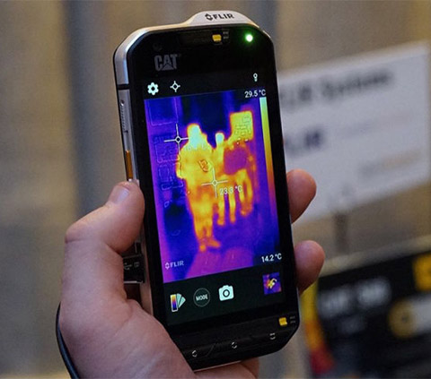 Camera nhiệt trên chiếc smartphone siêu bền Cat S60