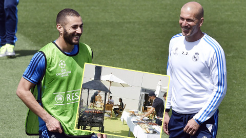 Zidane lên dây cót học trò bằng… tiệc nướng