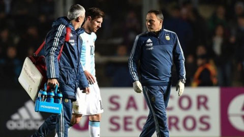Argentina thắng nhẹ giao hữu, Messi chấn thương trước thềm Copa America 2016