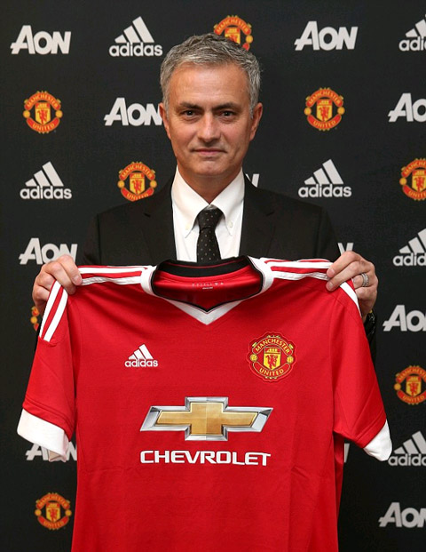 Mourinho đã là tân HLV trưởng của M.U