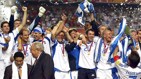 Top 10 khoảnh khắc đáng nhớ trong lịch sử EURO