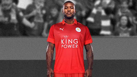 Leicester ra mắt áo đấu màu đỏ cho mùa giải mới