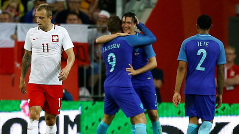 Hà Lan chấm dứt mạch bất bại của Ba Lan bằng chiến thắng