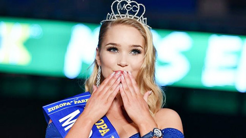 Người đẹp Iceland đăng quang Hoa hậu EURO 2016