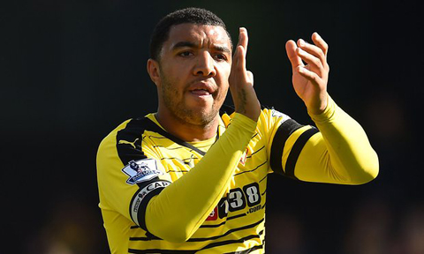 Deeney gây ấn tượng mạnh với 13 bàn thắng ở Ngoại hạng Anh 2015/16