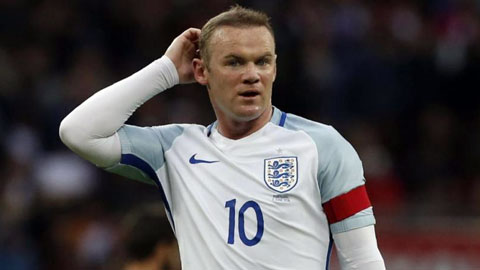 Rooney cười nhạo trò khiêu khích của Bale