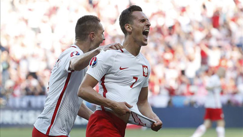 Ba Lan 1-0 Bắc Ireland: Chiến thắng lịch sử của Đại bàng trắng