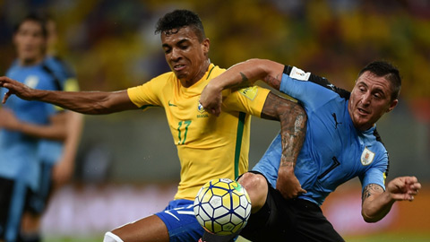 Cú sốc Copa: Chuyện gì xảy ra với Brazil & Uruguay?