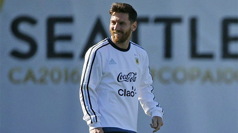 Argentina không giữ chân Messi ở trận gặp Bolivia