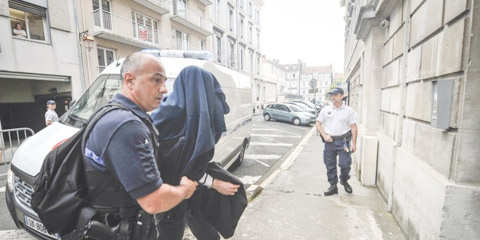 Alexandre Chpryguine vừa bị cảnh sát Pháp trục xuất về nước