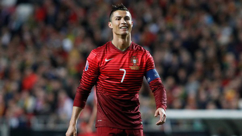 Ronaldo lập kỷ lục mới về số lần ra sân ở EURO