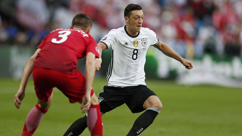 Đức phải đối mặt với đối thủ khó chơi Slovakia