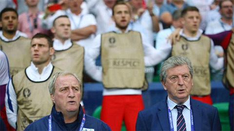 Dàn sao ĐT Anh chỉ trích Hodgson sau trận hòa Slovakia