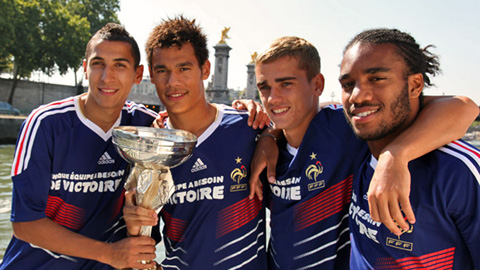 Griezmann tỏa sáng cùng các đội trẻ của Pháp