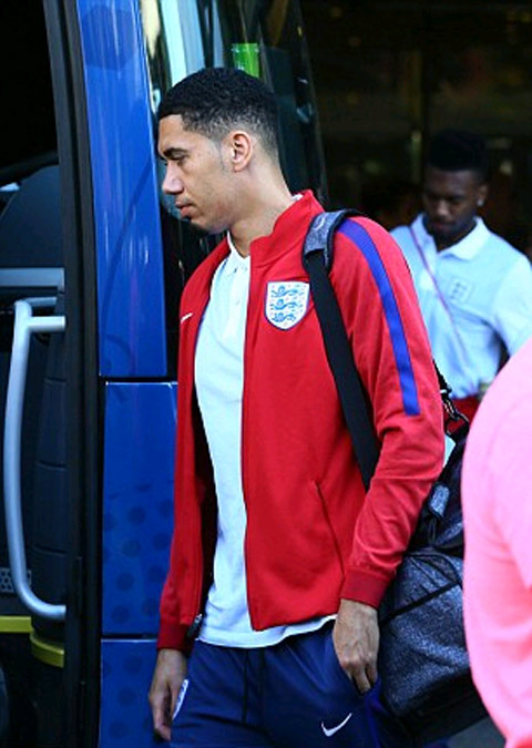 ... và Chris Smalling