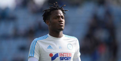 Batshuayi sẽ là tân binh đầu tiên của HLV Conte tại Chelsea