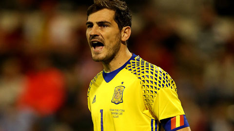 Casillas úp mở việc giã từ ĐT Tây Ban Nha sau thất bại ở EURO 2016