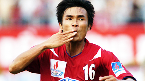 Top 5 cầu thủ Việt học tài, đá bóng giỏi