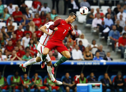 Trong màu áo Bồ Đào Nha, Ronaldo thể hiện hình ảnh trái ngược hoàn toàn tại Real