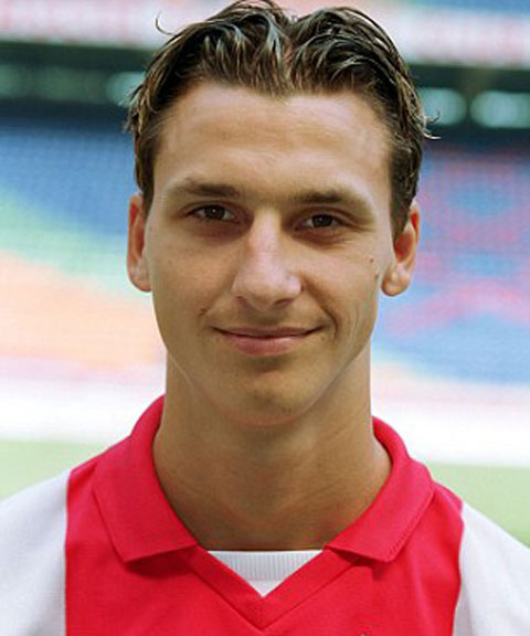 Ibra gia nhập Ajax vào năm 2001