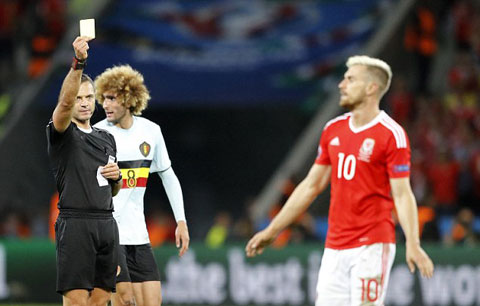 Ramsey vắng mặt ở trận gặp Bồ Đào Nha vì thẻ phạt