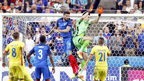 Tiền vệ Clovis Franklin Anzite: “Pháp thắng Iceland nhưng khó vào chung kết”