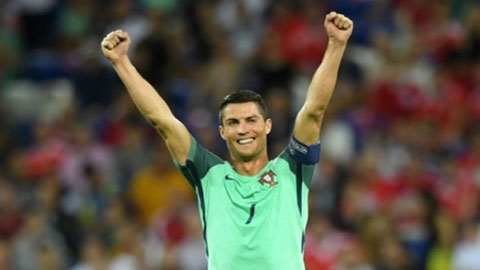Sau tất cả, người chiến thắng là Ronaldo