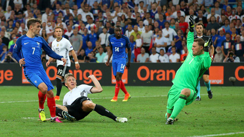 Griezmann ghi 2 bàn giúp ĐT Pháp vượt qua ĐT Đức