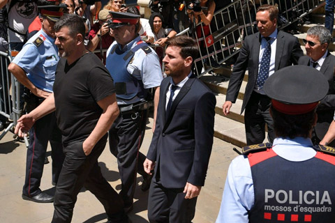 Messi đã phải nhận án tù 21 tháng vì tội trốn thuế