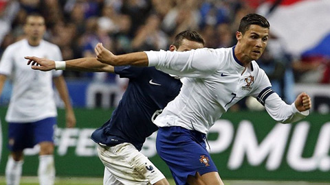 Chờ Ronaldo giúp Bồ Đào Nha phá dớp Pháp