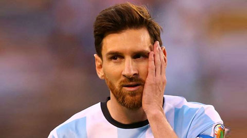 Chiến dịch bảo vệ Messi của Barca bị chỉ trích kịch liệt