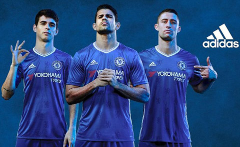 Áo sân nhà của Chelsea