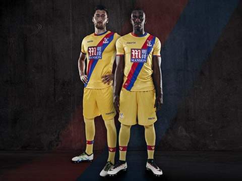 Áo sân khách của Crystal Palace