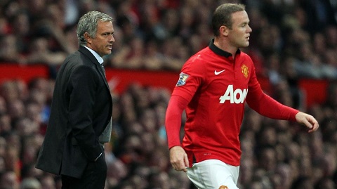 Rooney đang khiến Mourinho khó nghĩ