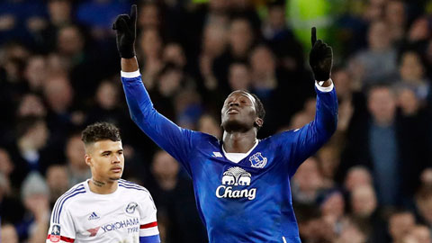 Thời điểm hiện tại, Lukaku nhỉnh hơn đôi chút sơ với Costa