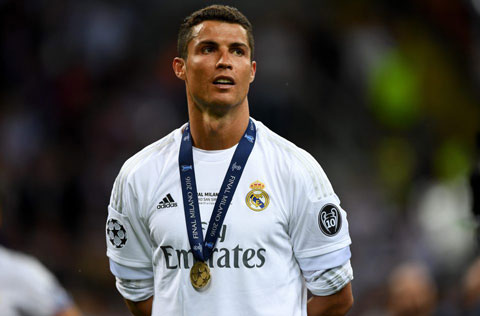 Ronaldo là huyền thoại của cả M.U và Real
