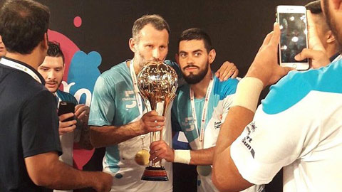 Ryan Giggs giành chức vô địch giải futsal Ấn Độ