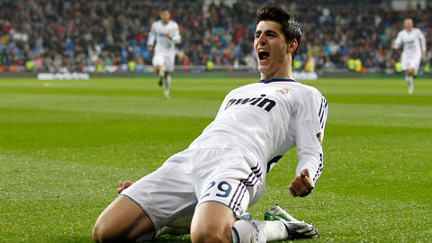 Real Madrid vs PSG: Chờ Morata tỏa sáng
