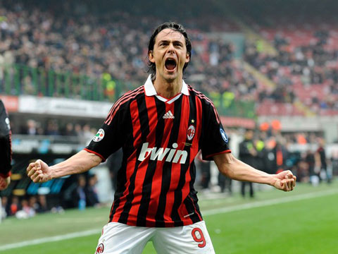 10. Filippo Inzaghi, từ Juve sang Ac Milan năm 2001, giá 37 triệu euro